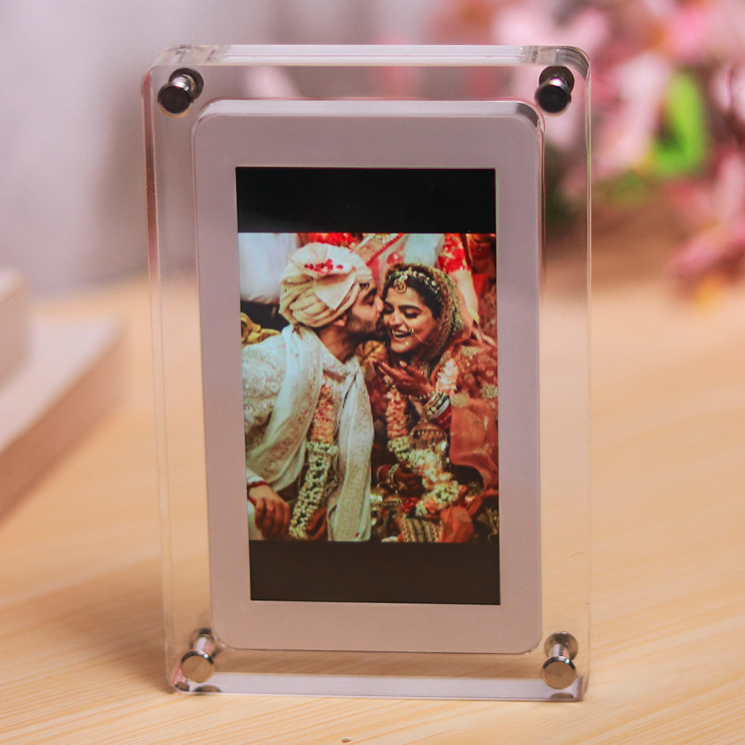 Digital Photo & Video Frame Digital Photo & Video Frame