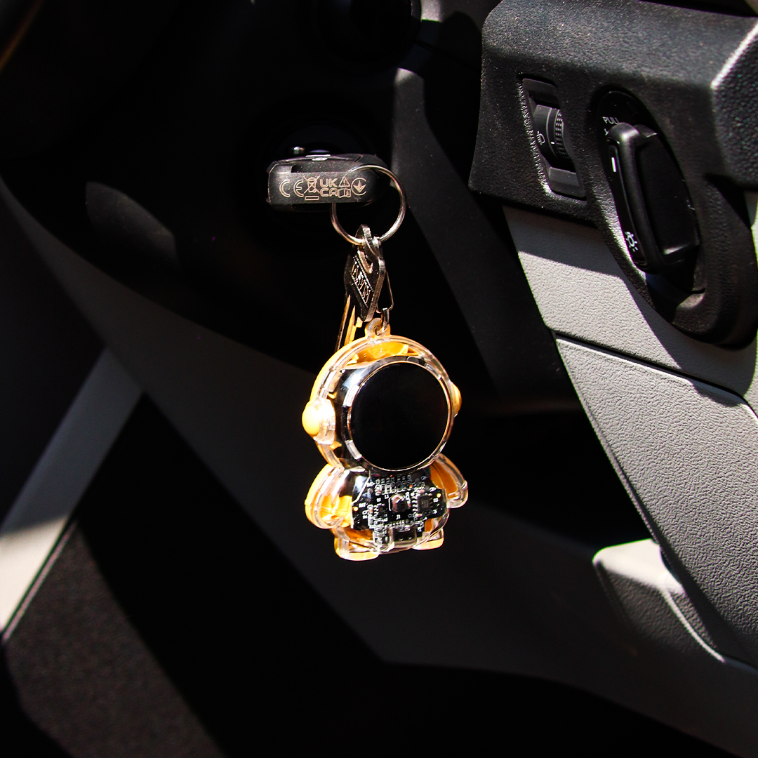 Astro Keychain With Emergency Powerbank 1500mAh (Type C) Astro Keychain With Emergency Powerbank 1500mAh (Type C)