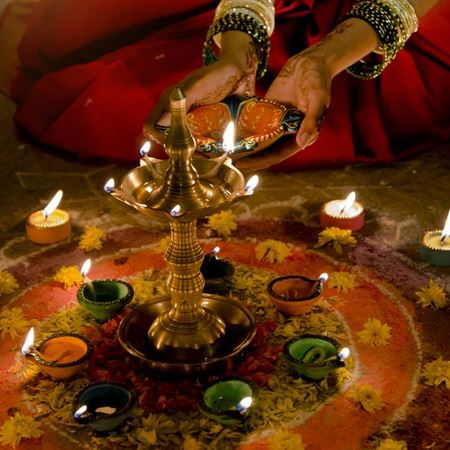Unusual & Creative Ways To Celebrate Diwali This Year
