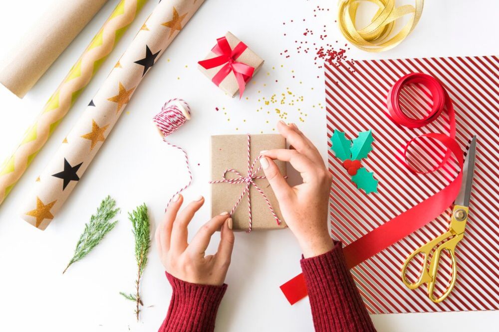 creative-gift-wrapping-ideas-to-make-birthday-presents-shine
