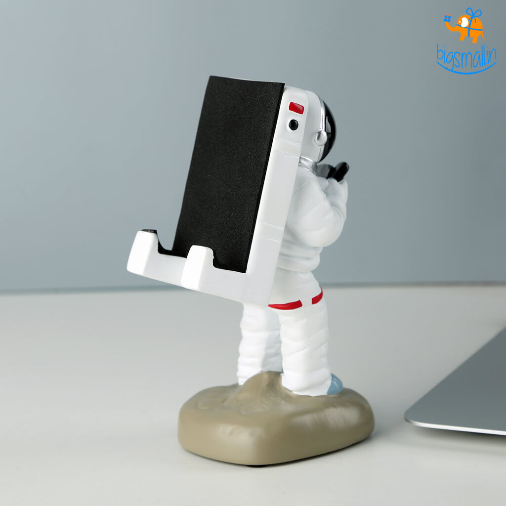 Astronaut Mobile Stand