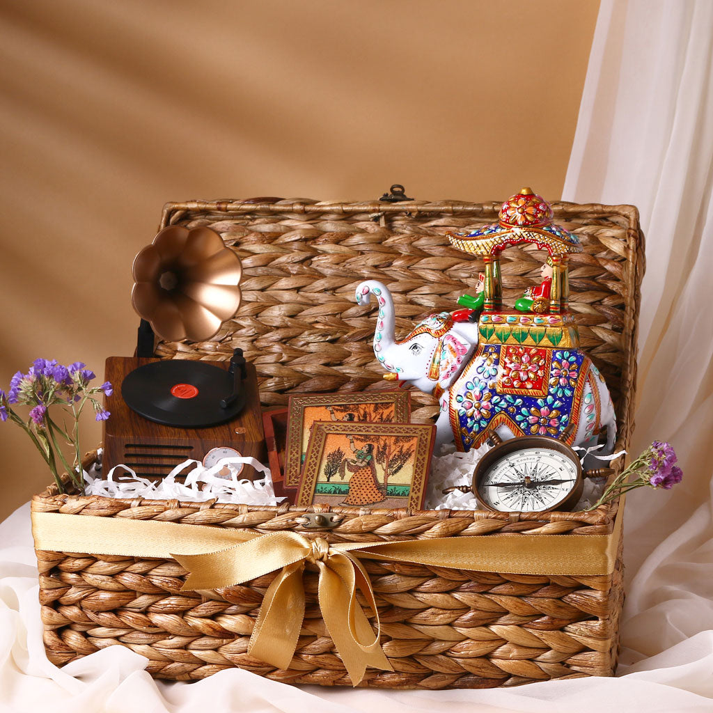 The Heritage Charm Gift Box
