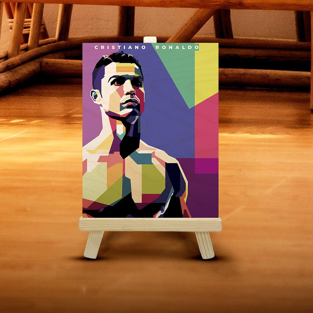 Cristiano Ronaldo 7 Pine Easel Stand