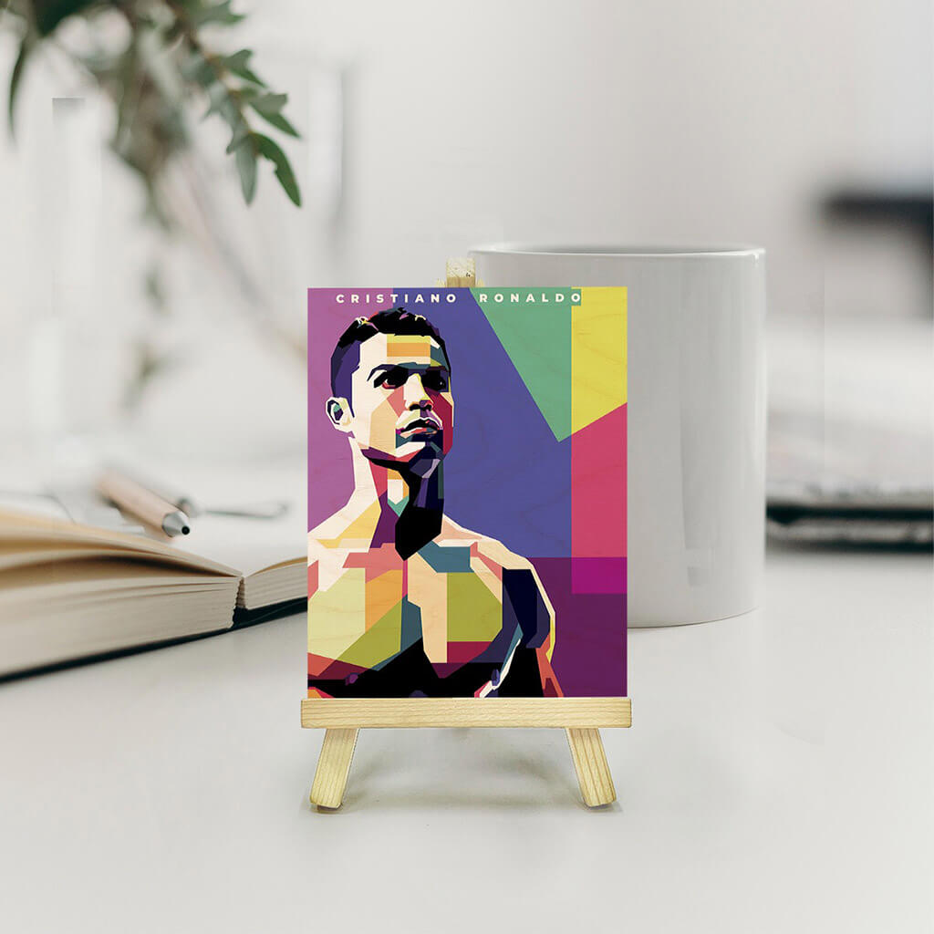 Cristiano Ronaldo 7 Pine Easel Stand