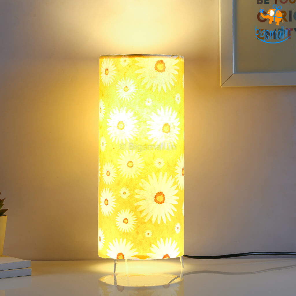 Daisy Cylindrical Table Lamp