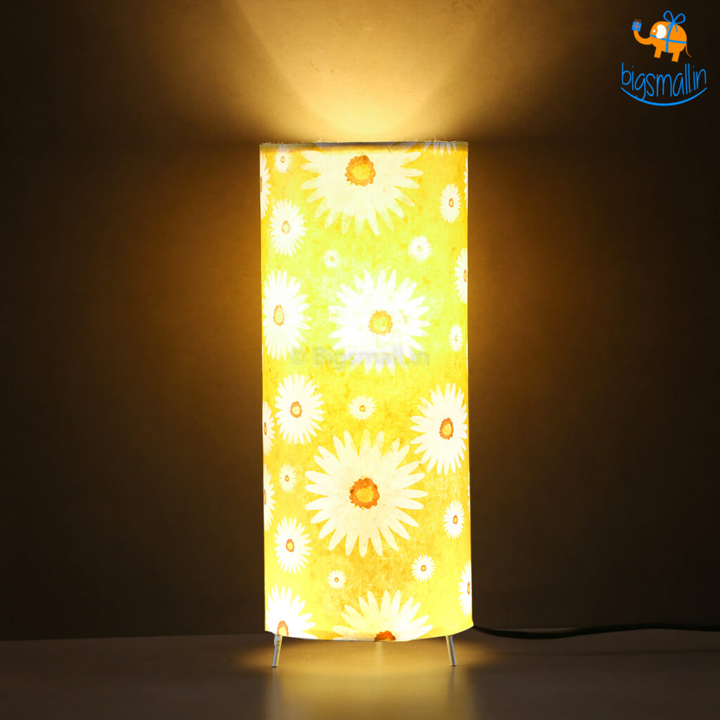 Daisy Cylindrical Table Lamp