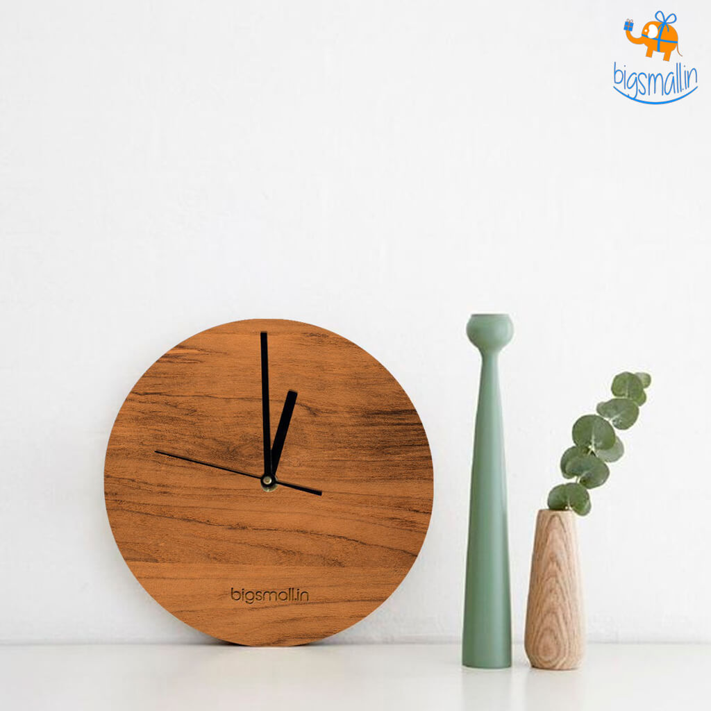 Minimal Wooden Table Clock