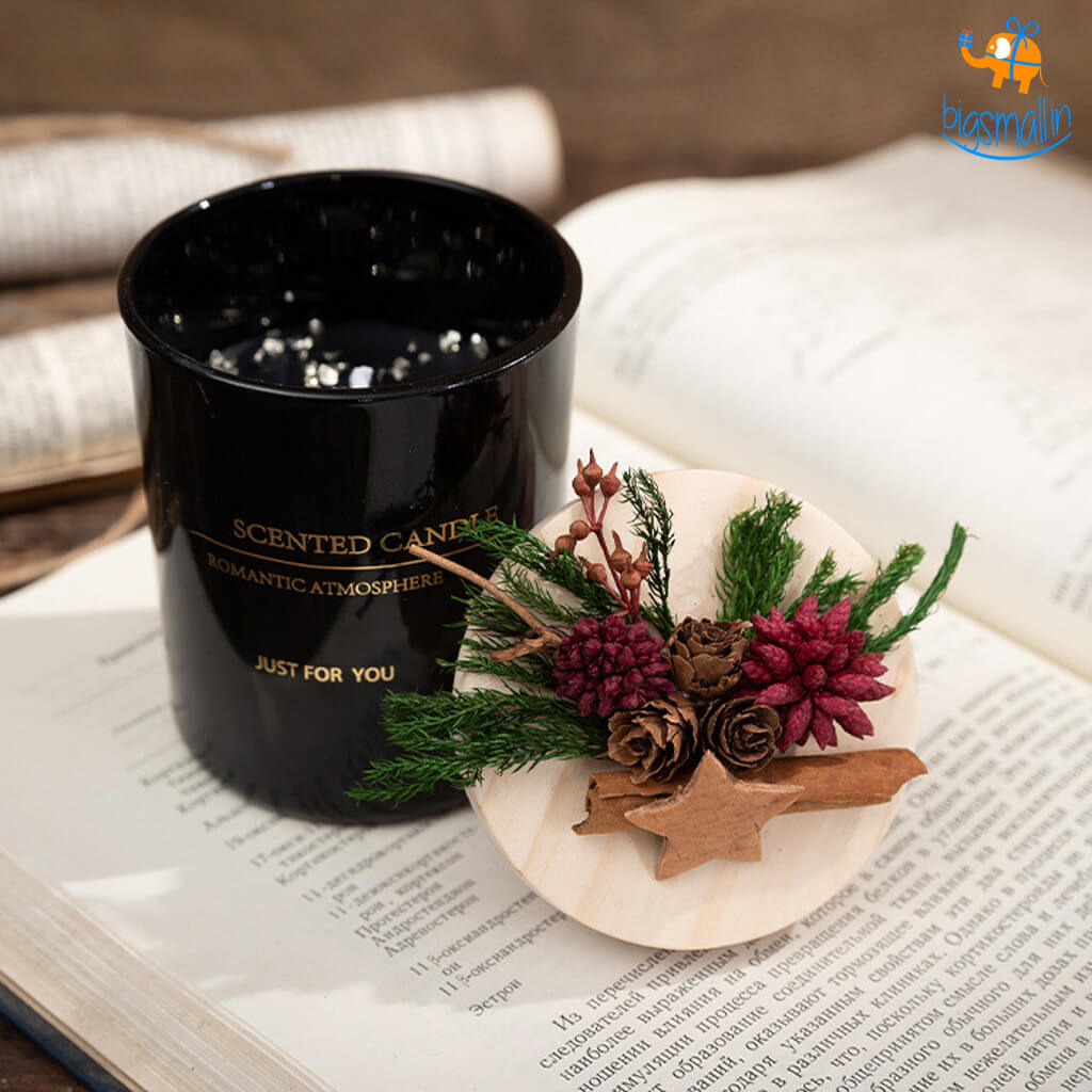 Black Romantic Scented Candle
