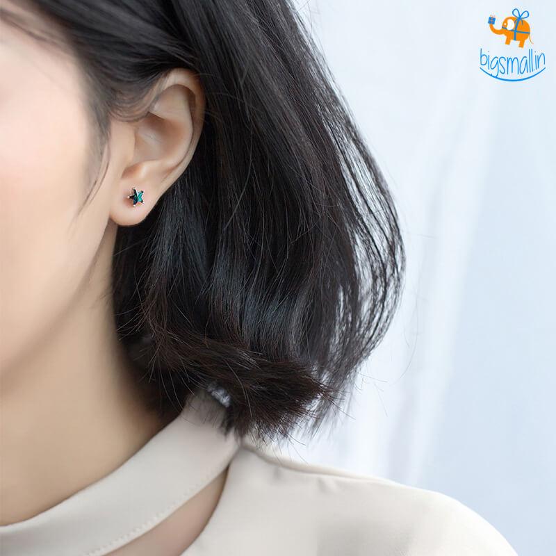 Star Shaped Ear Studs - bigsmall.in