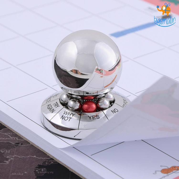 Decision Maker Paper Weight - bigsmall.in