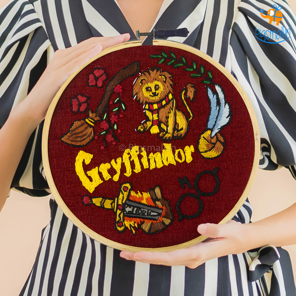 Gryffindor Embroidery Hoop Art - Harry Potter