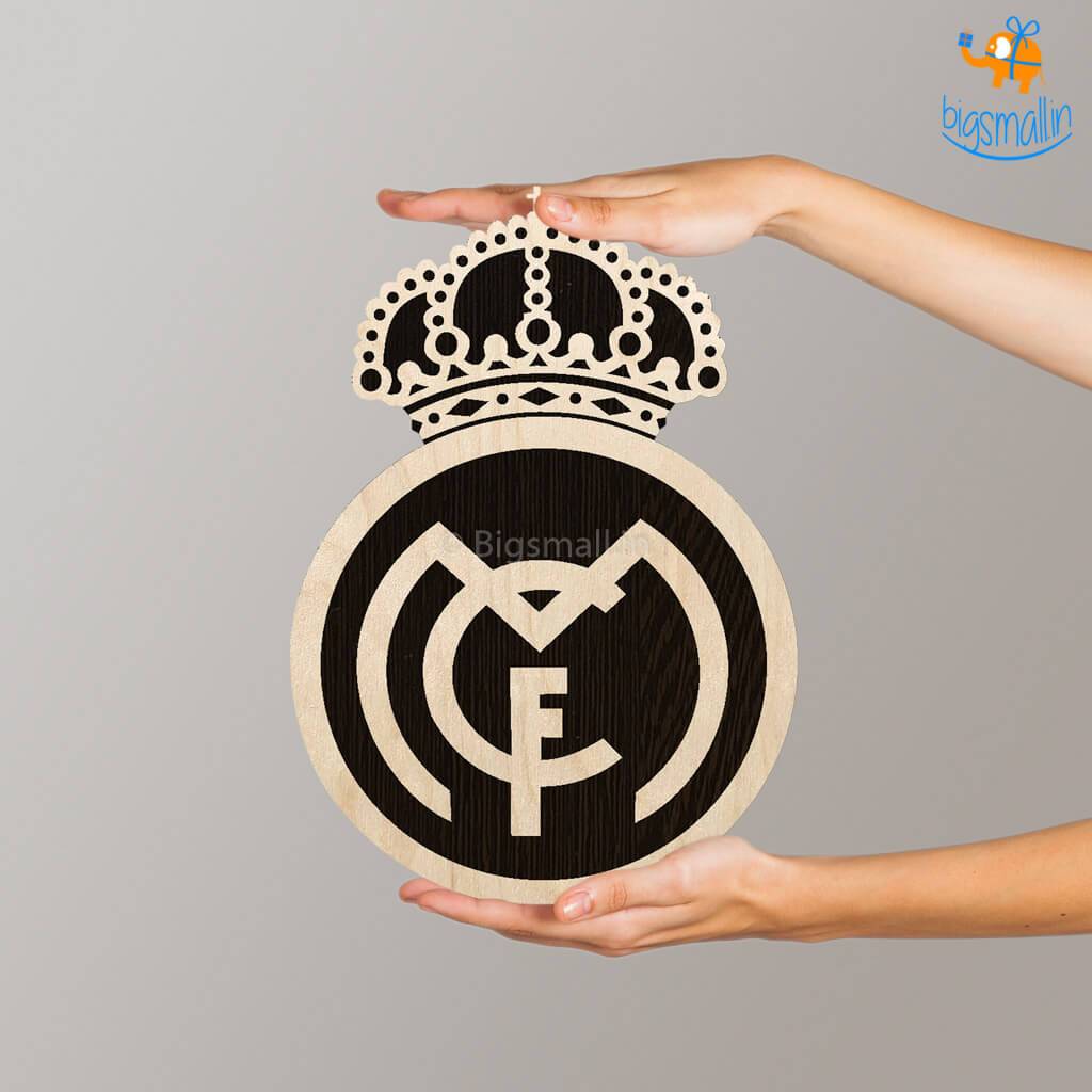 Real Madrid Engraved Wooden Crest - bigsmall.in