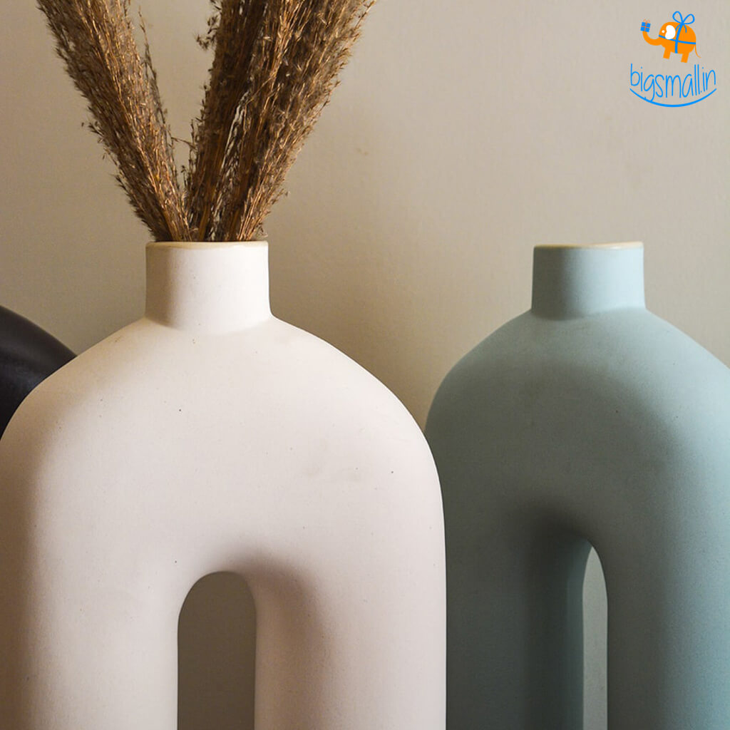 Minimal Ceramic Decorative Vase