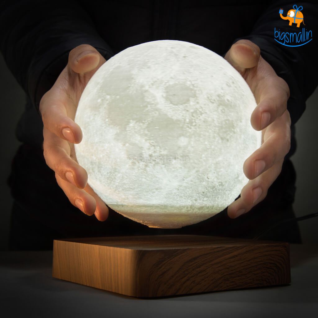 Levitating Moon Lamp - bigsmall.in