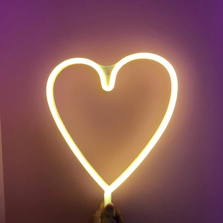Neon Heart Light