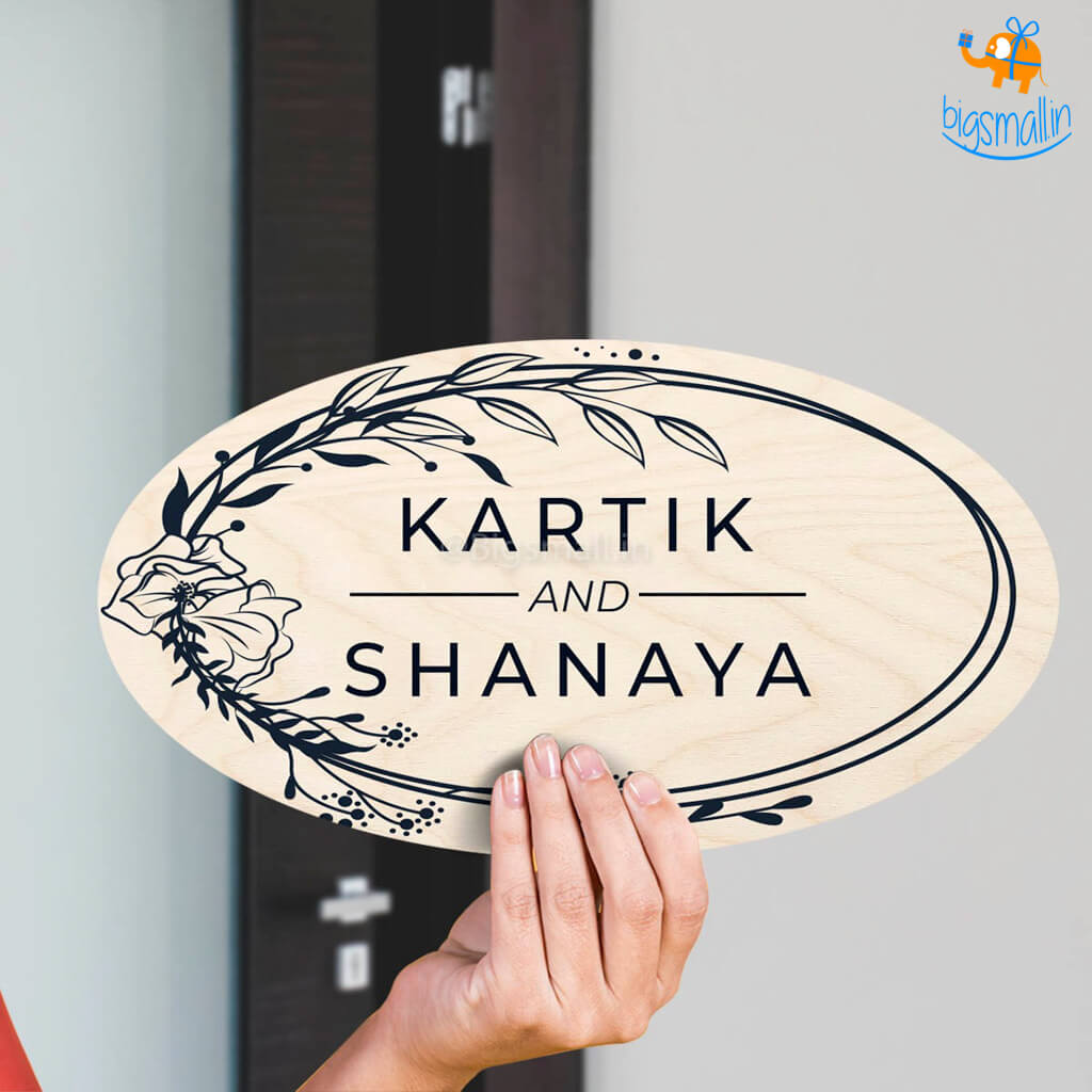 Personalized Minimalistic Oval Name Plate