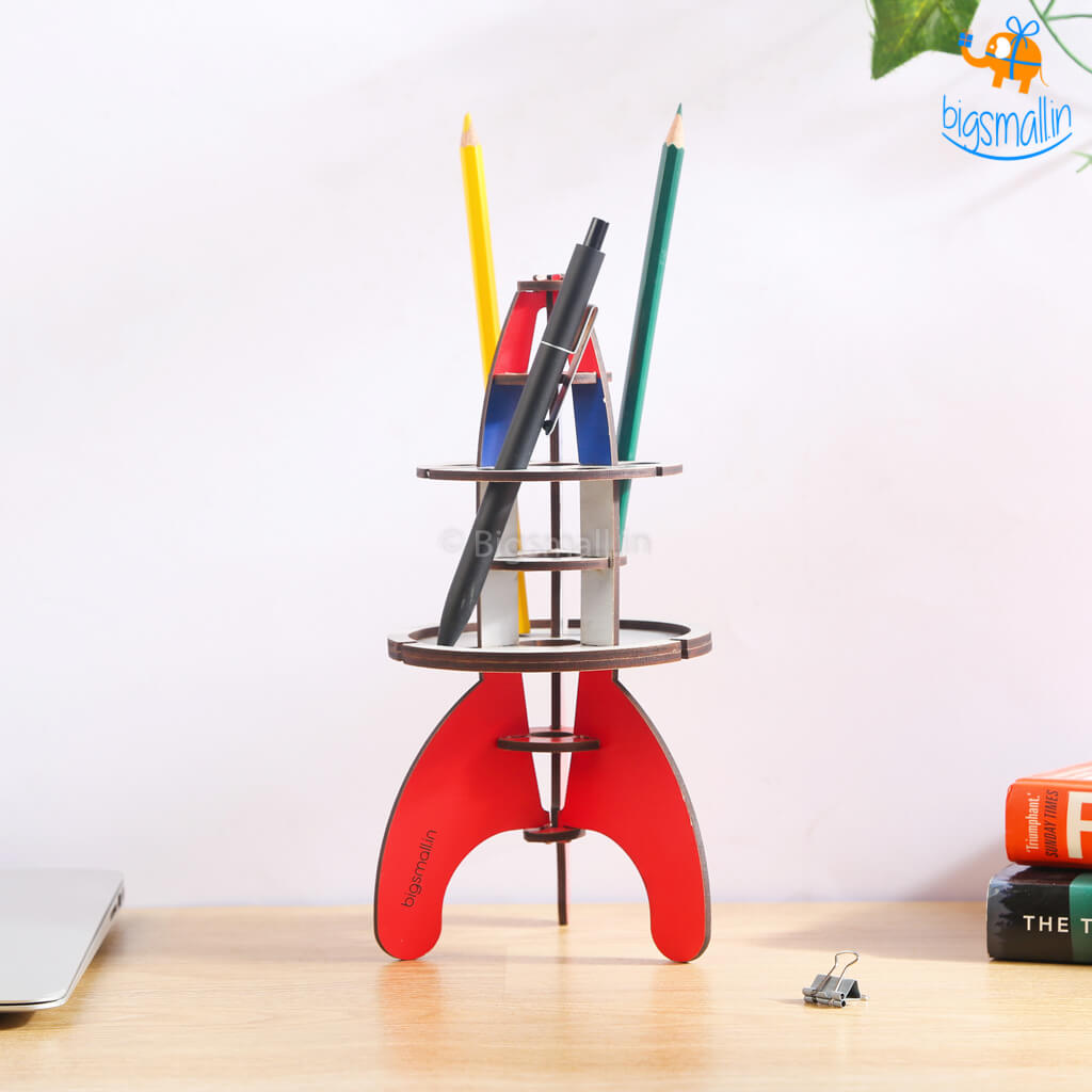 Rocket Pen Stand