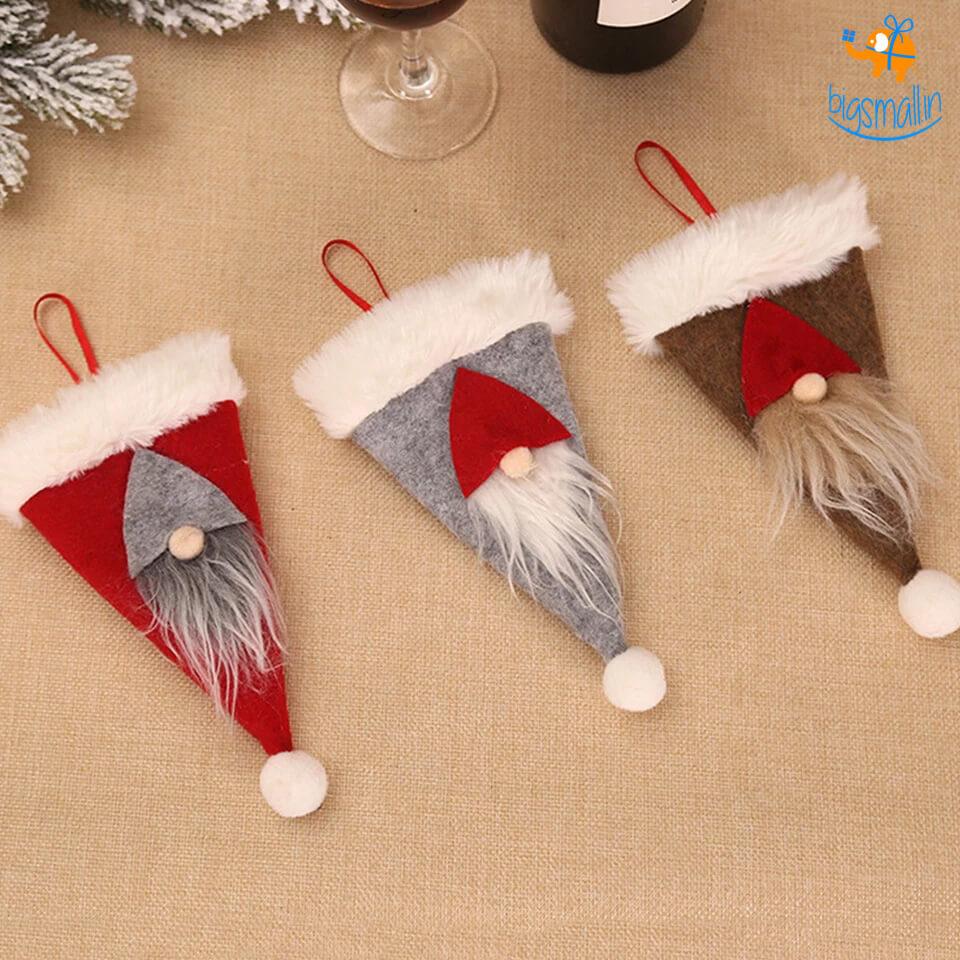 3D Santa Hat Cutlery Cover - bigsmall.in