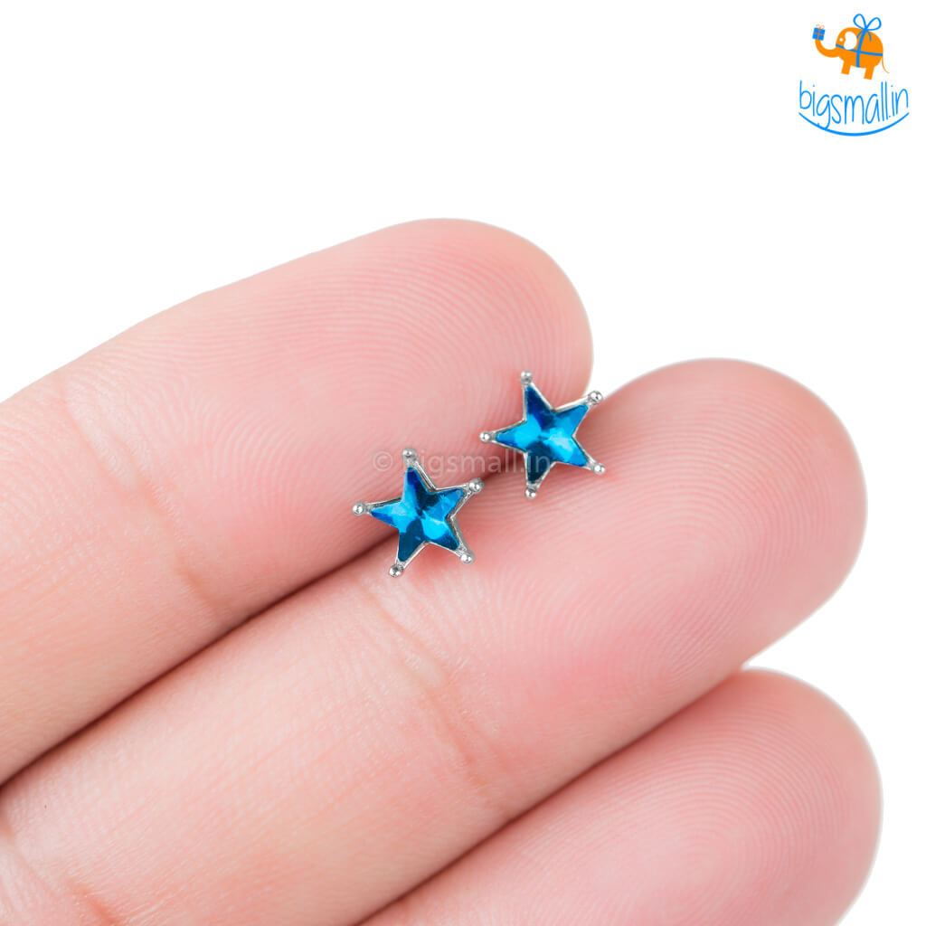 Star Shaped Ear Studs - bigsmall.in