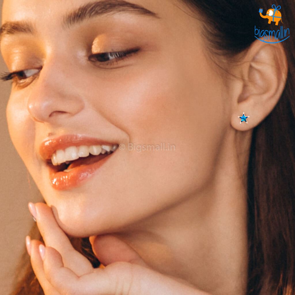 Star Shaped Ear Studs - bigsmall.in