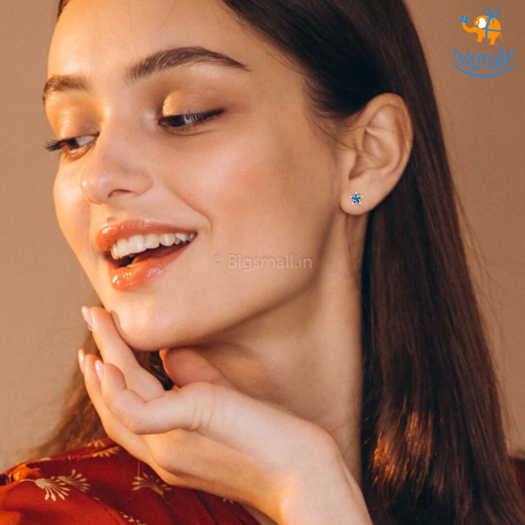 Star Shaped Ear Studs - bigsmall.in