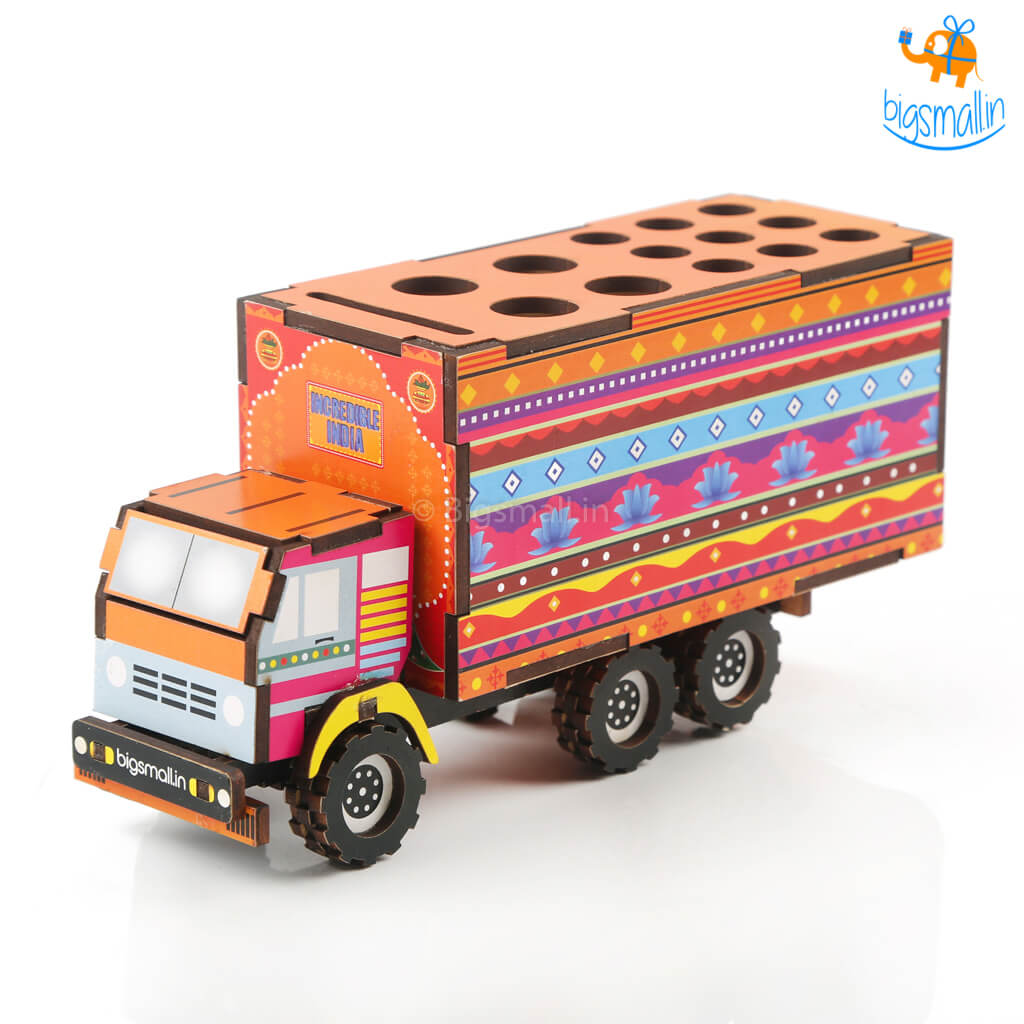 Pop Art Truck Pen Stand