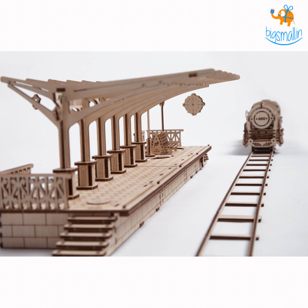 Railway Platform Mechanical Model