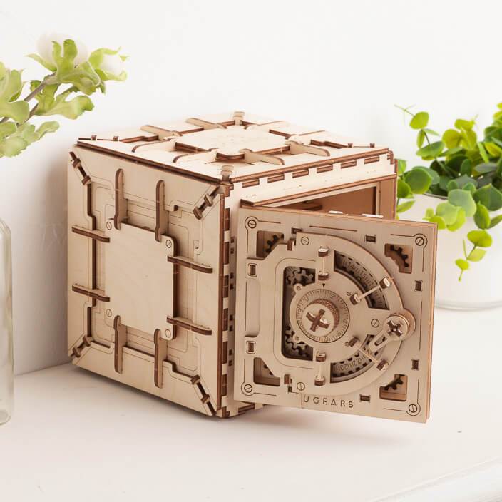 Ugears Mechanical Safe Puzzle - bigsmall.in